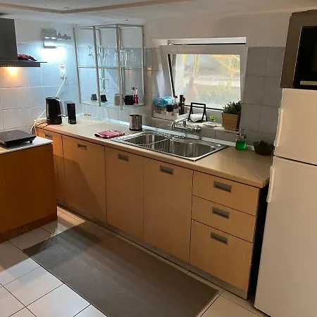 Апартаменты Glyfada Coast Studio Афины